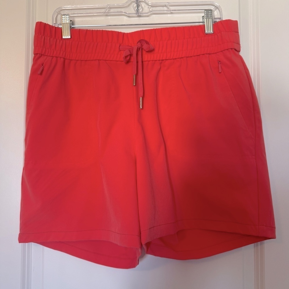 Chico’s Zenergy Women's Coral Drawstring Pull On Shorts